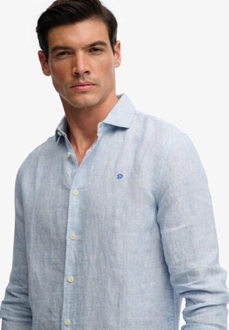 Coupe regular Chemise Superdry & Co en bleu