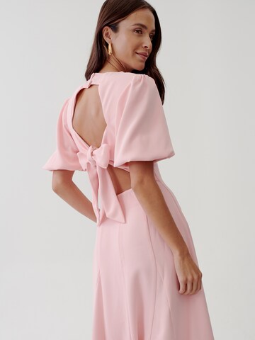 Tussah Φόρεμα 'JACLYN' σε ροζ