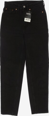 WEEKDAY Jeans in 24 in Black: front