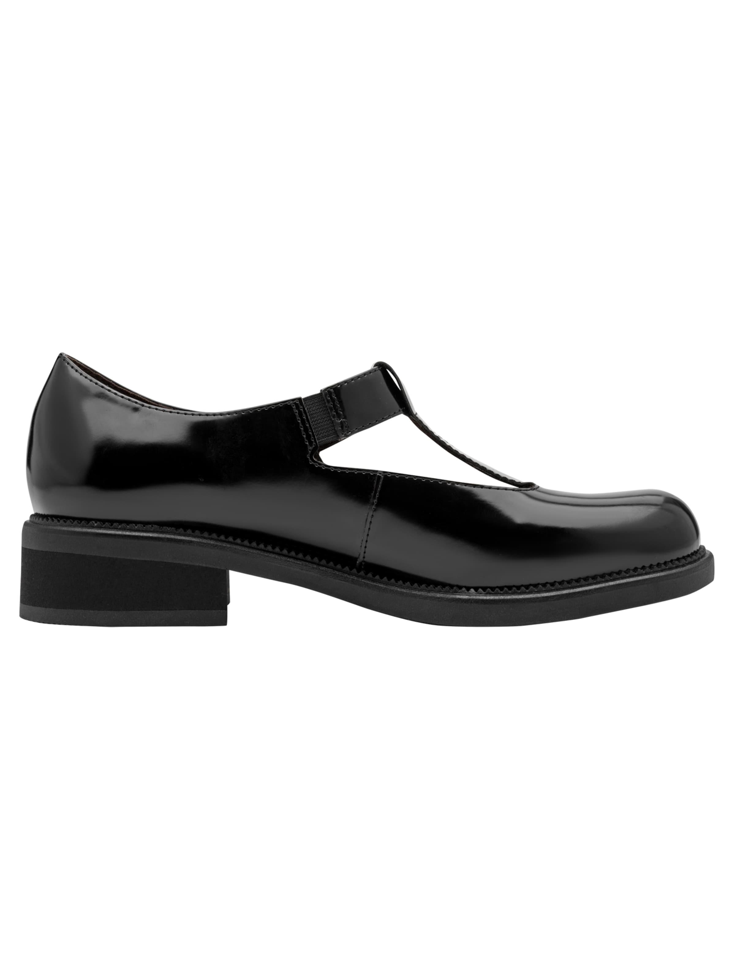 Tamaris Strap ballerina in Black