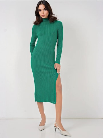 Bigdart Gebreide jurk in Groen: voorkant