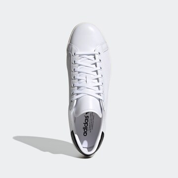 ADIDAS ORIGINALS Låg sneaker 'Rod Laver' i vit