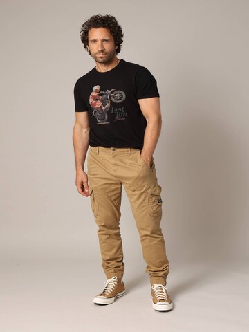 T-Shirt 'Badass' Deeluxe en noir