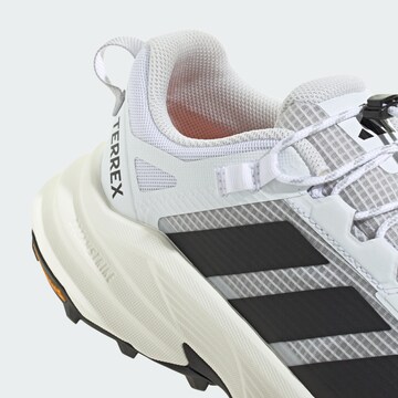 ADIDAS TERREX Полуботинки 'Freehiker SL' в Белый