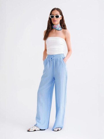 regular Pantaloni di MixRay in blu