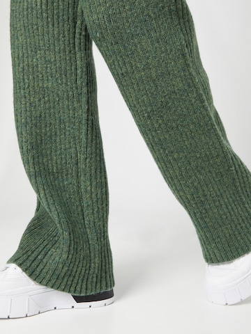 florence by mills exclusive for ABOUT YOU - regular Pantalón 'Sphene' en verde