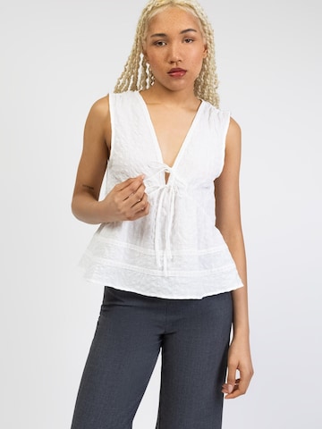 BROKE + SCHÖN Blouse 'Ärmellose Boho Bluse' in White
