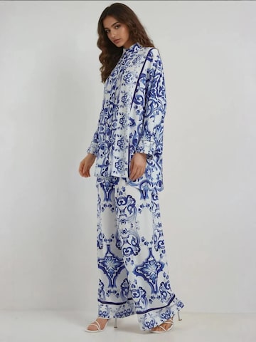 Hiccup Set: Bluse und Hose in Blau