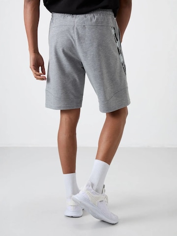 Regular Pantalon Tommy Life en gris