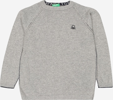 UNITED COLORS OF BENETTON Sweater in Grey: front