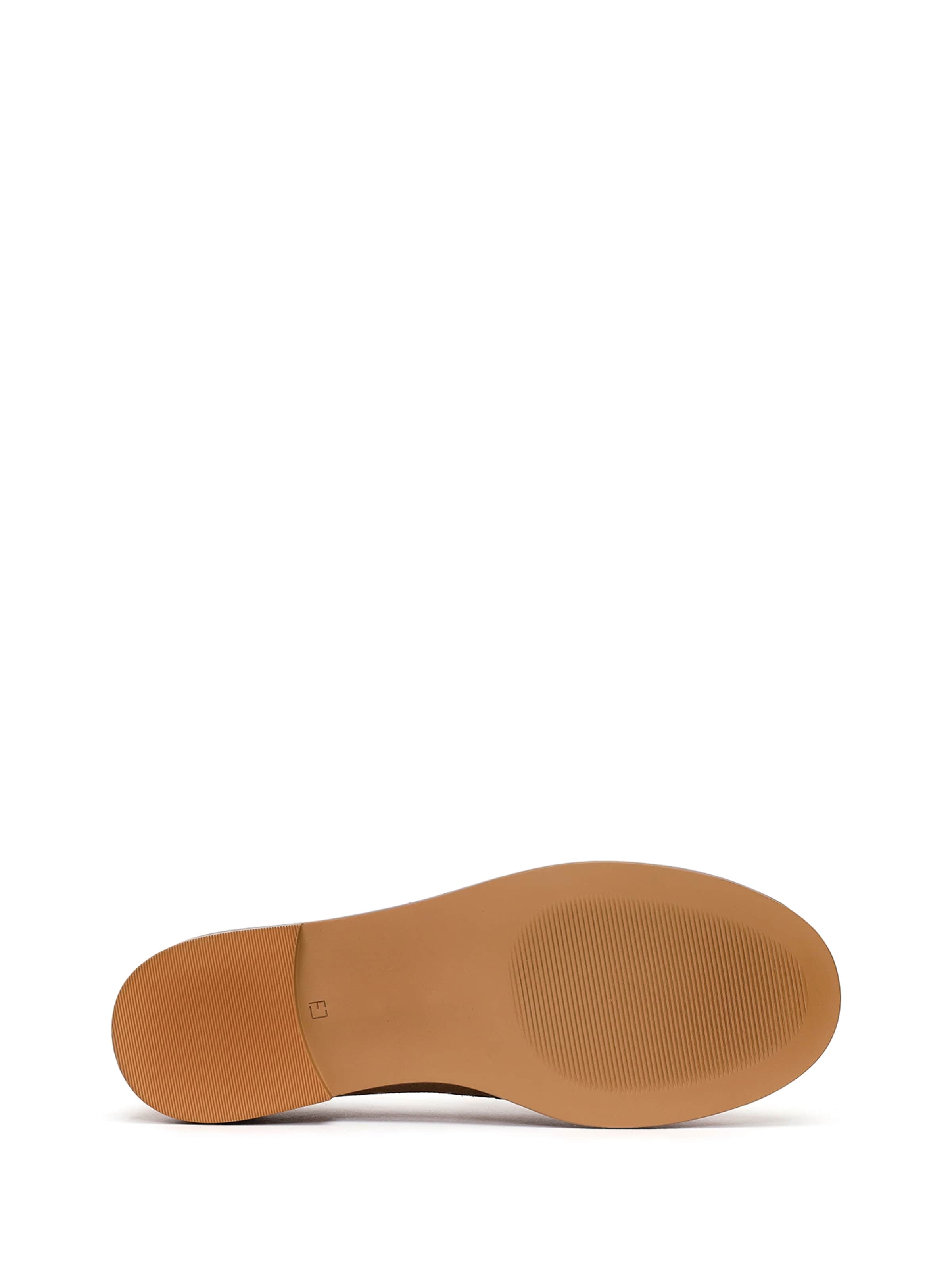 Chaussure basse Derimod en marron