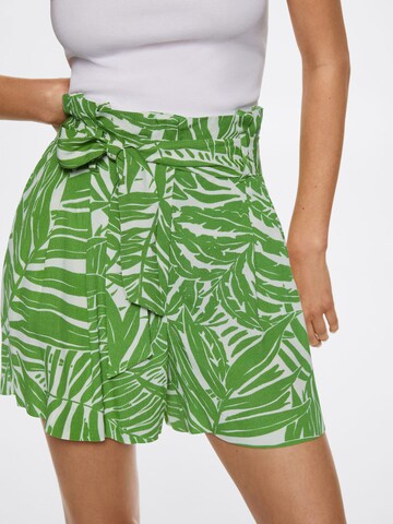 MANGO Normální Kalhoty se sklady v pase 'ANITA' – zelená