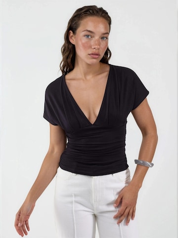 T-shirt Busem en noir : devant