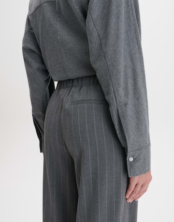 Someday - Pierna ancha Pantalón 'Cevil' en gris