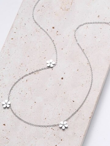 Collana 'Forget-Me-Not' di Hey Happiness in argento
