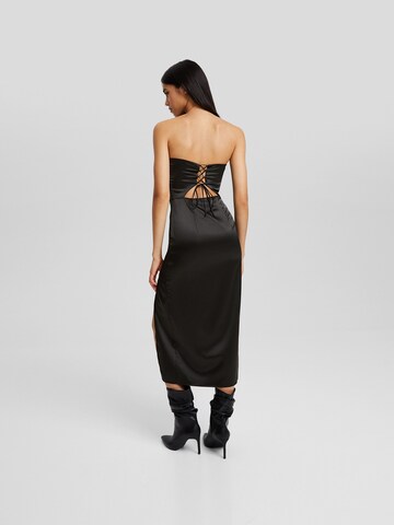 Bershka Koktejl obleka | črna barva
