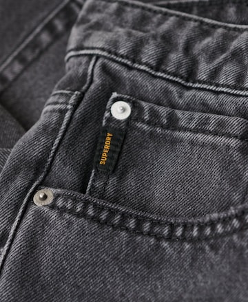 Superdry Regular Jeans in Grijs