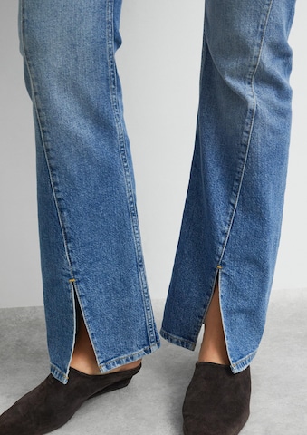 évasé Jean COMMA en bleu