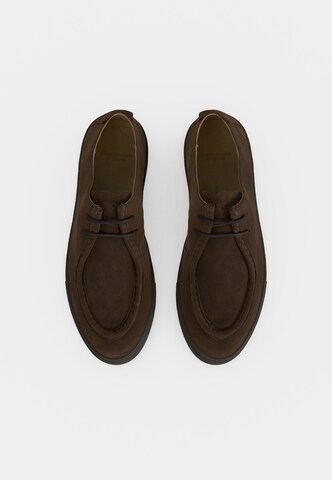 Copenhagen Studios - Zapatos con cordón en marrón