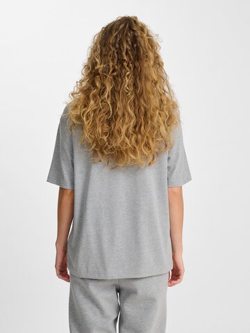 T-Shirt Hummel en gris