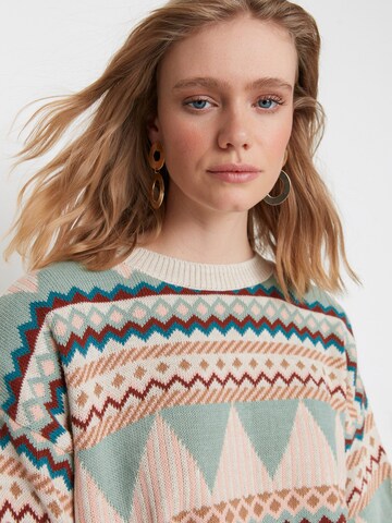 Trendyol Pullover in Grün