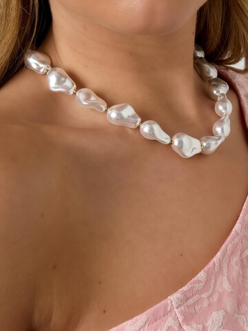 Cala Rose Ketting in Wit