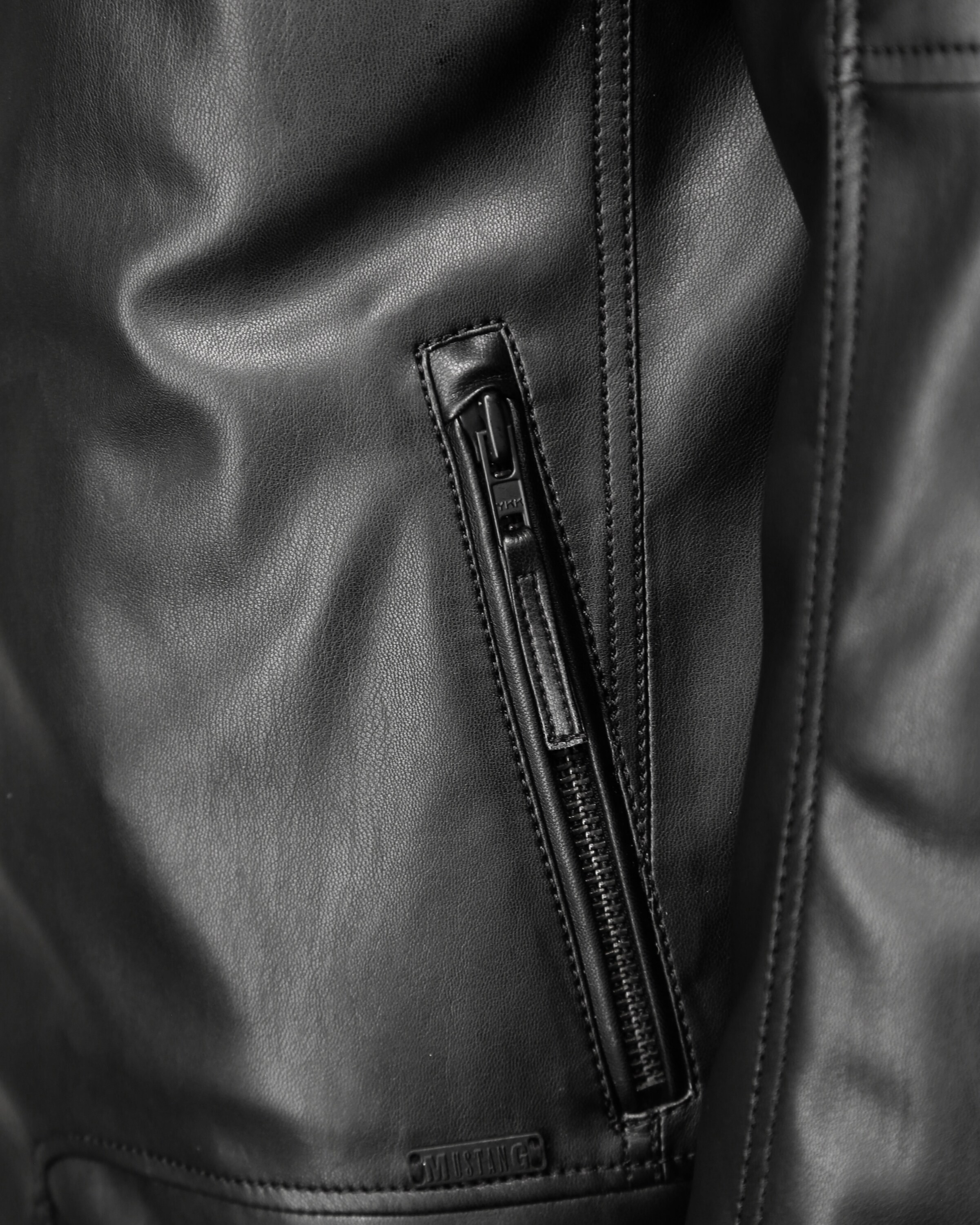 Veste mi-saison MUSTANG en noir