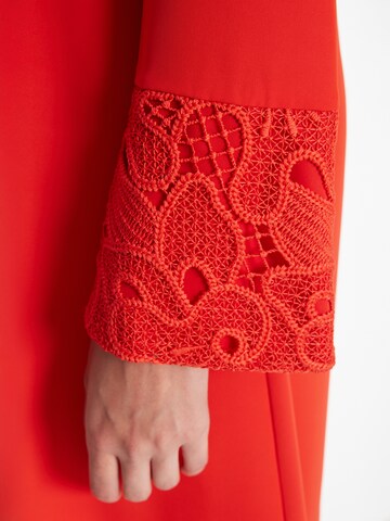 Robe 'Zafea' Ana Alcazar en rouge