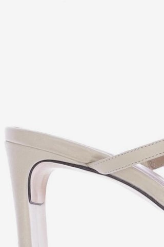 Alohas Sandals & High-Heeled Sandals in 38 in Beige