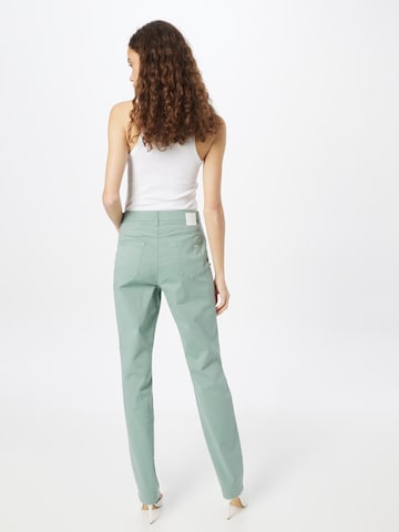 Slimfit Pantaloni 'Carola' di BRAX in verde