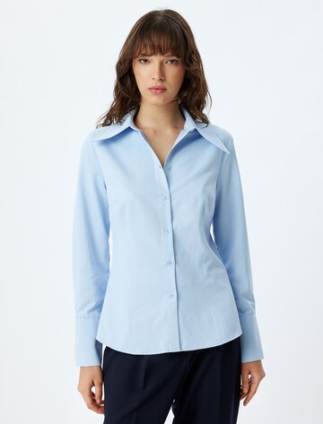 Koton Blouse in Blauw: voorkant