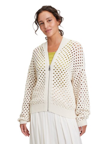 Cartoon Strickjacke in Beige: Vorderseite
