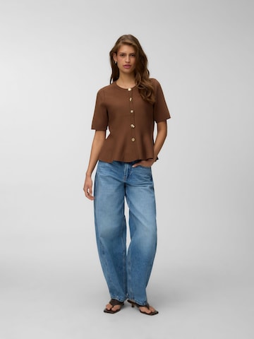 VERO MODA Gebreid vest 'VMLizzie' in Bruin