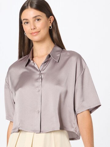 Camicia da donna 'Chase' di Abercrombie & Fitch in grigio: frontale