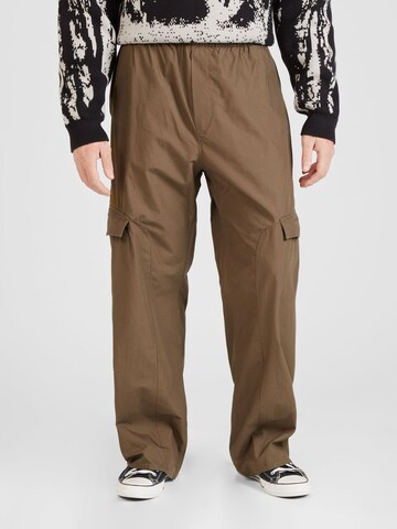 WEEKDAY Loose fit Cargo Pants 'Paul' in Brown: front