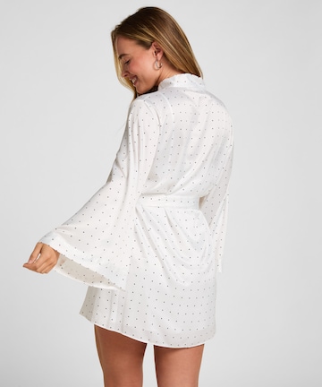Hunkemöller Dressing gown 'Dolly' in White