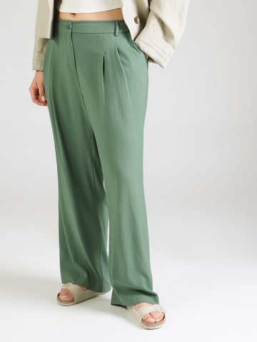 Wide leg Pantaloni con pieghe 'VMCMALA' di Vero Moda Curve in verde: frontale