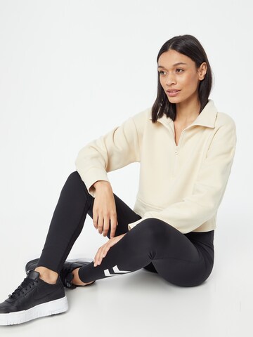 Casall Athletic Sweatshirt in Beige