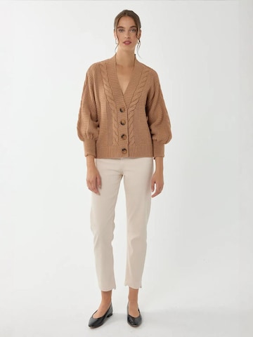 Hiccup Strickjacke in Braun