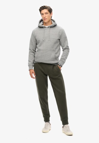 Effilé Pantalon 'Essential' Superdry en gris