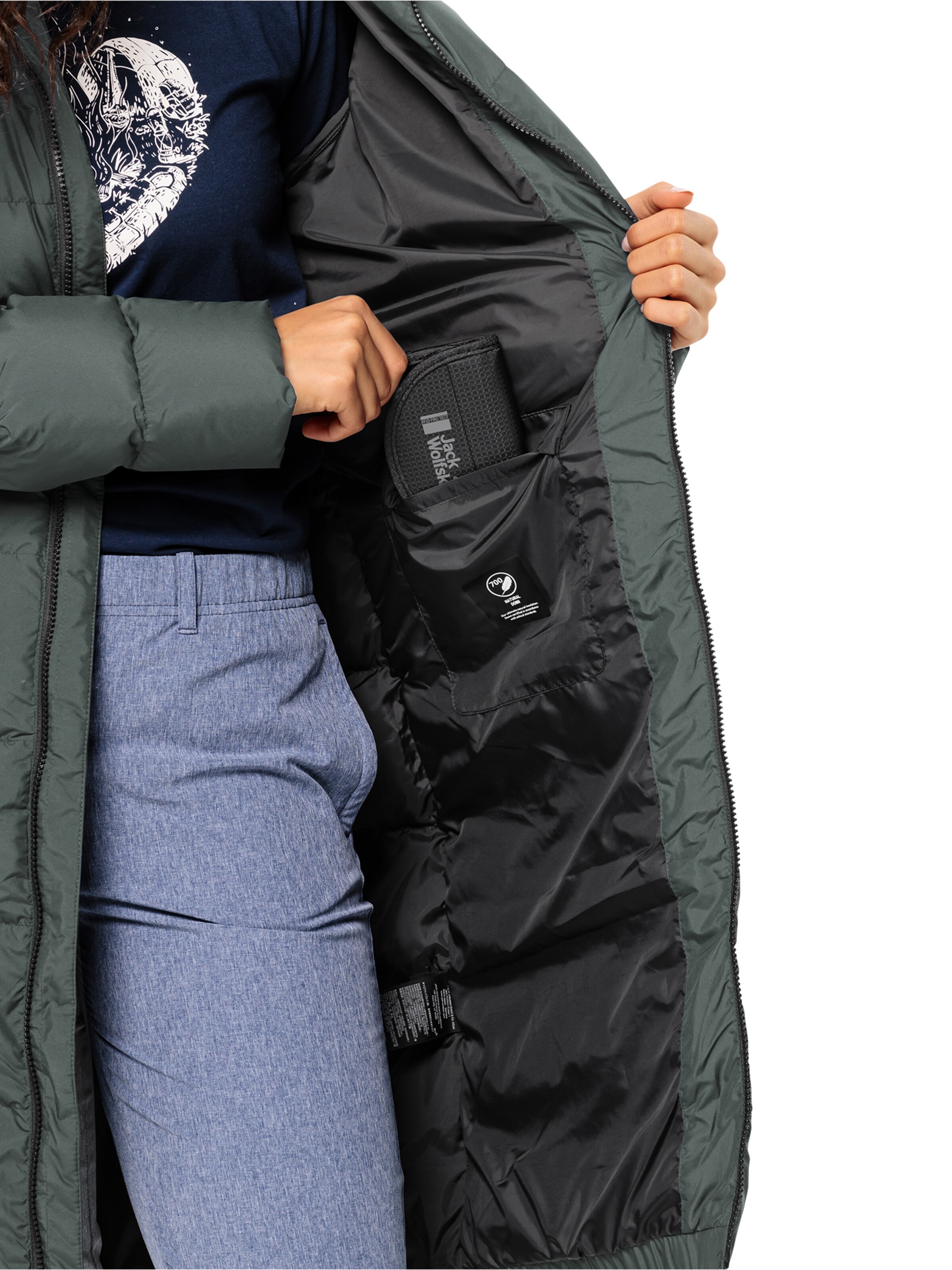 JACK WOLFSKIN Pitkä takki ulkoiluun 'FROZEN PALACE' värissä vihreä