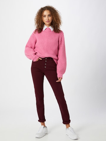 Coupe slim Jean s.Oliver en rouge