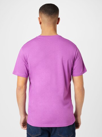 Coupe regular T-Shirt ALPHA INDUSTRIES en violet