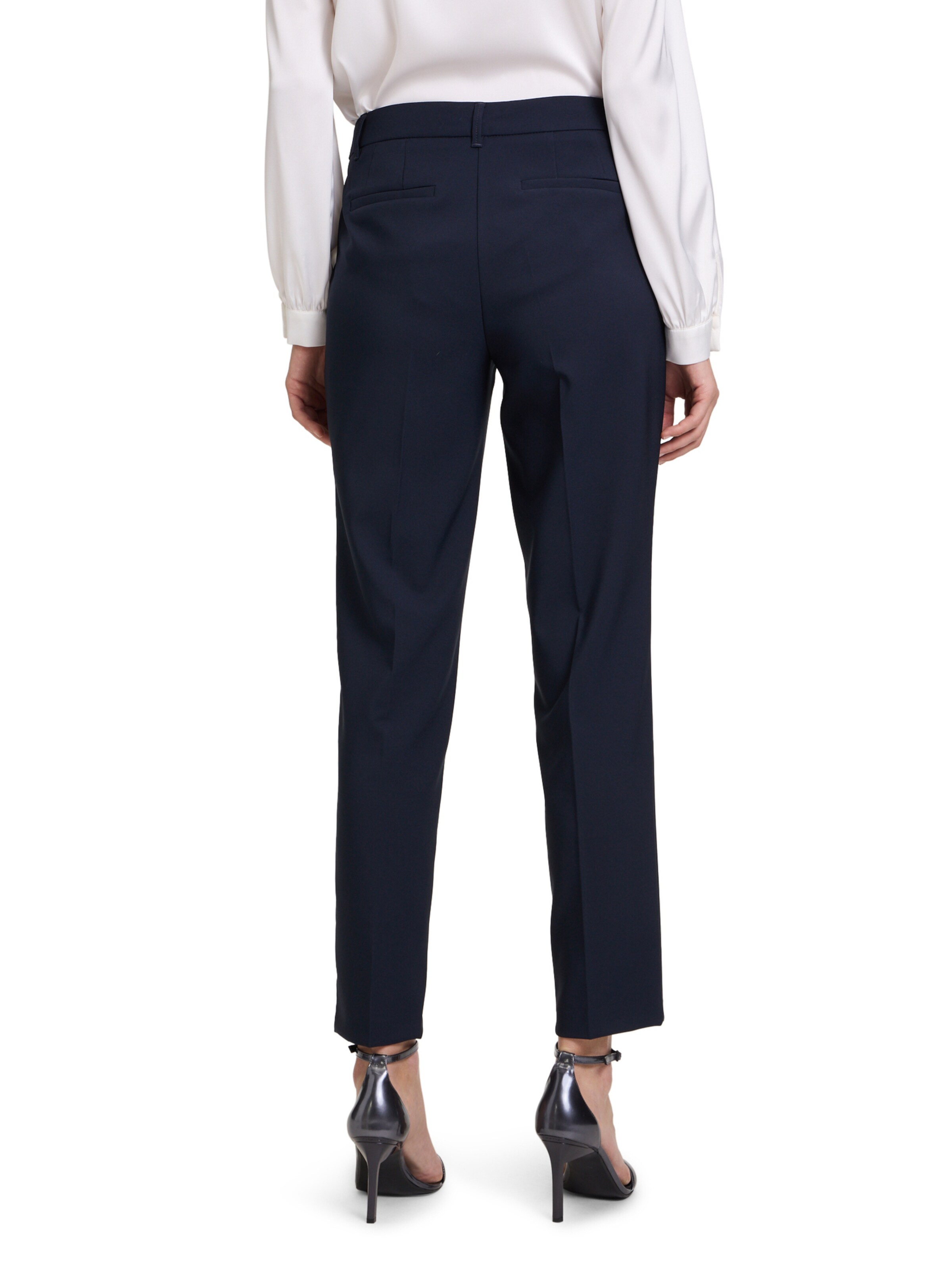 regular Pantaloni con piega frontale di Betty Barclay in blu