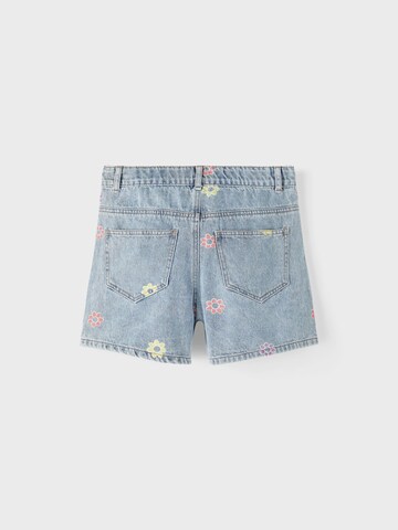 LMTD Regular Shorts 'Flowerizza' in Blau