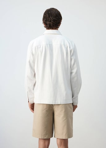 MANGO MAN Regular Fit Hemd 'Onyx' in Weiß