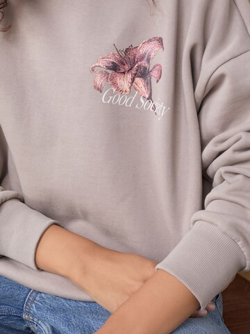 Next Sweatshirt in Beige