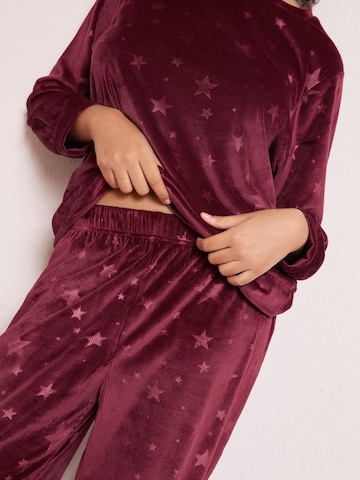 Friends Like These Pajama in Red