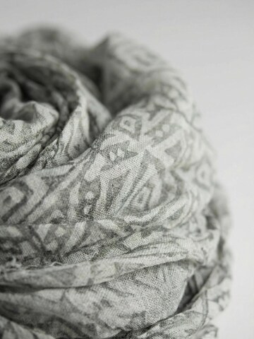 Sunsa Scarf in Grey