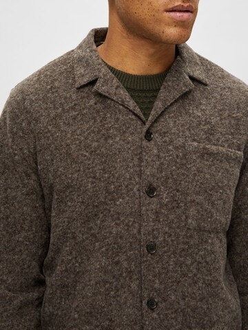 SELECTED HOMME Between-Season Jacket in Brown